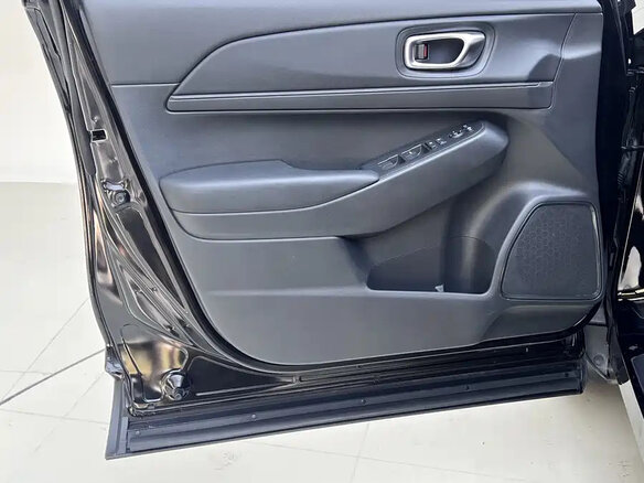 2023 Honda HR-V III, чёрный, 1900123 рублей - вид 14