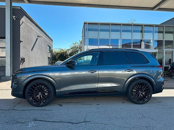 2026 Audi Q7 III (G8), серый, 19110000 рублей - вид 4