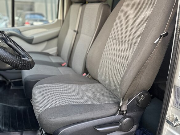 2017 Mercedes-Benz Sprinter Classic, серебристый, 2390000 рублей - вид 10