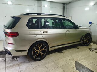 2019 BMW X7 30d I (G07), бежевый, 6800000 рублей, вид 5