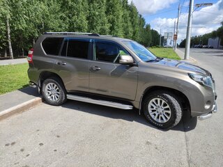 2014 Toyota Land Cruiser Prado 150 Series Рестайлинг 1, золотистый, 3350000 рублей, вид 2