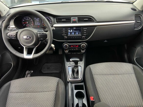 2018 Kia Rio IV, белый, 1390000 рублей - вид 10