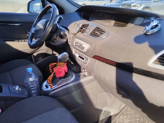 2012 Renault Scenic III Рестайлинг, красный, 830000 рублей, вид 4