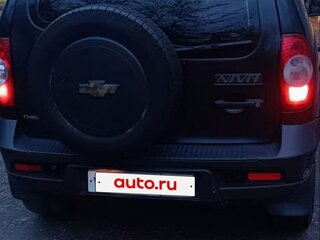 2012 Chevrolet Niva I Рестайлинг, чёрный, 620000 рублей, вид 2