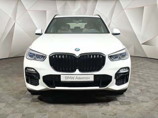 2021 BMW X5 40i IV (G05/G18), белый, 6199000 рублей, вид 3