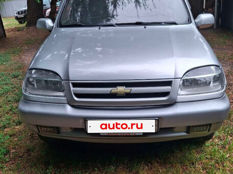 2005 Chevrolet Niva I, серебристый, 270000 рублей, вид 1