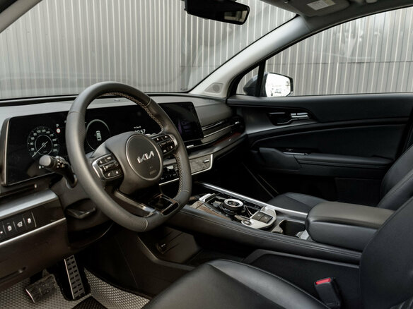 2024 Kia Sportage V, чёрный, 3620000 рублей - вид 9