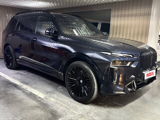 2022 BMW X7 40i I (G07) Рестайлинг, чёрный, 11700000 рублей, вид 3