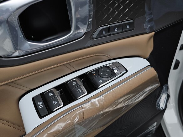 2025 Kia Sorento IV Рестайлинг, белый, 8077700 рублей - вид 17
