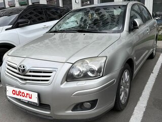 2006 Toyota Avensis II Рестайлинг, серебристый, 650000 рублей, вид 2