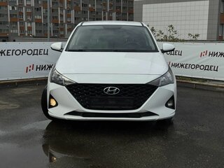 2021 Hyundai Solaris II Рестайлинг, белый, 1619000 рублей, вид 3