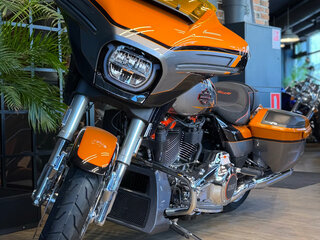 2026 Harley-Davidson CVO Street Glide, оранжевый, 6600000 рублей, вид 4