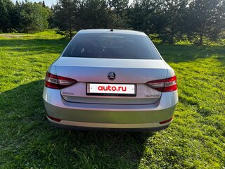 2016 Skoda Superb III, серебристый, 1600000 рублей, вид 4