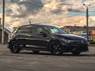 2021 Volkswagen Golf R VIII, чёрный, 4700000 рублей, вид 1