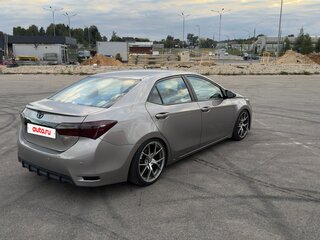 2013 Toyota Corolla XI (E160, E170, E180), серый, 1050000 рублей, вид 4