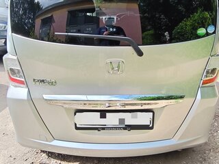 2012 Honda Freed I Рестайлинг, серебристый, 1200000 рублей, вид 4