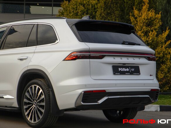 2025 Geely Monjaro (Xingyue L) I Рестайлинг (China Market), белый, 3668000 рублей - вид 19