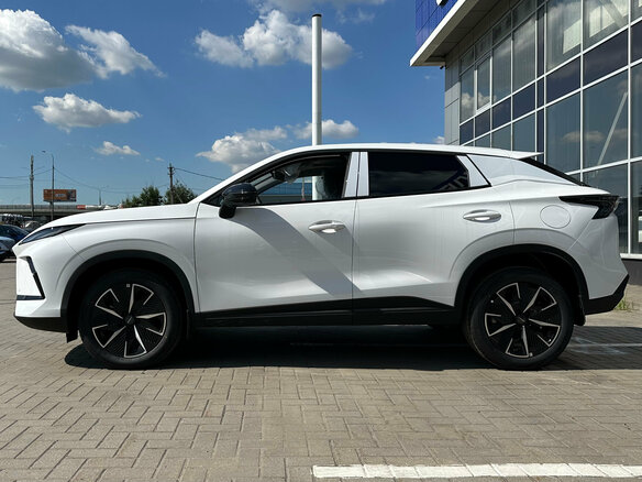 2026 Omoda C5 II, белый, 2779000 рублей - вид 7
