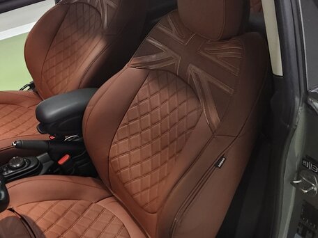 2017 Mini Hatch Cooper D III (F55/F56), серый, 1820000 рублей, вид 5