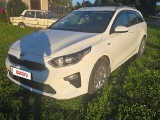 2019 Kia Ceed III, белый, 1390000 рублей, вид 2