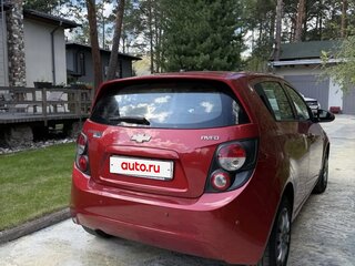 2012 Chevrolet Aveo II, красный, 750000 рублей, вид 3