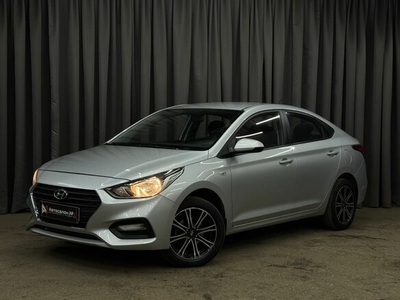 2017 Hyundai Solaris II, серебристый, 1199900 рублей