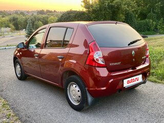 2014 Renault Sandero I, красный, 565000 рублей, вид 1