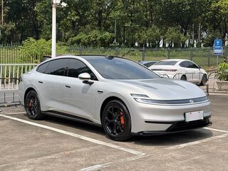 2026 Changan Qiyuan A06 28.39 kWh, серебристый, 2590000 рублей, вид 3
