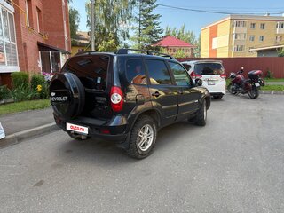 2012 Chevrolet Niva I Рестайлинг, чёрный, 470000 рублей, вид 3
