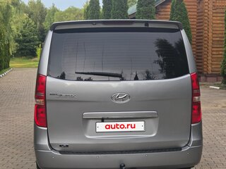 2015 Hyundai Grand Starex 5AT I, серый, 1900000 рублей, вид 3