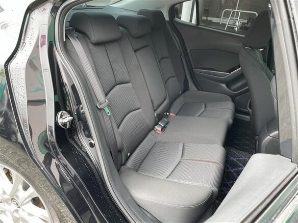 2019 Mazda Axela III Рестайлинг, чёрный, 1043000 рублей - вид 7
