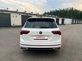 2022 Volkswagen Tiguan II Рестайлинг, белый, 3350000 рублей, вид 4