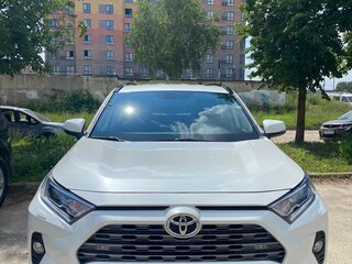 2021 Toyota RAV4 V (XA50), белый, 3750000 рублей, вид 2