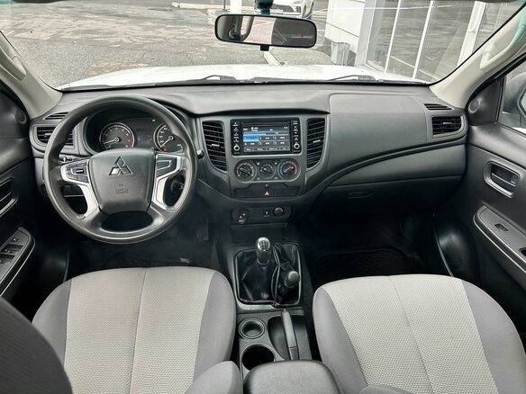 2021 Mitsubishi L200 V Рестайлинг, белый, 2600000 рублей - вид 10