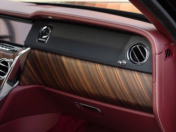 2021 Rolls-Royce Cullinan I (Series I), чёрный, 38000000 рублей - вид 18