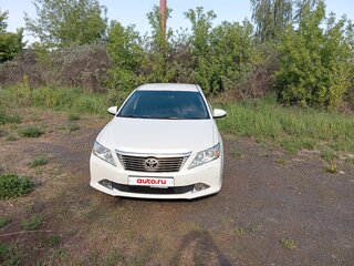 2014 Toyota Camry VII (XV50), белый, 1950000 рублей, вид 1