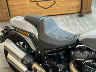 2024 Harley-Davidson Fat Bob, серый, 2950000 рублей, вид 5