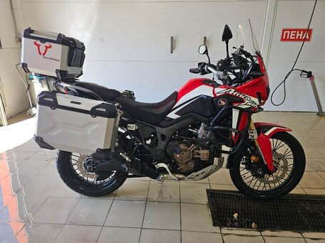2016 Honda CRF 1000L Africa Twin, пурпурный, 1250000 рублей, вид 4