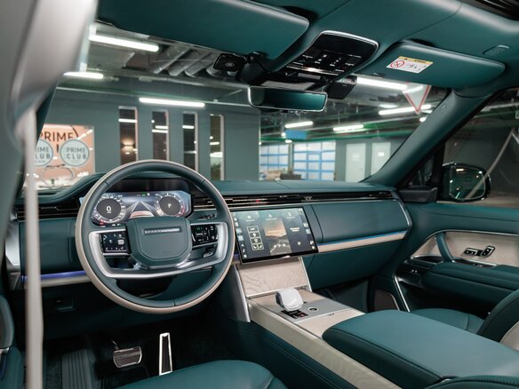 2025 Land Rover Range Rover P615 MHEV Long V, чёрный - вид 12