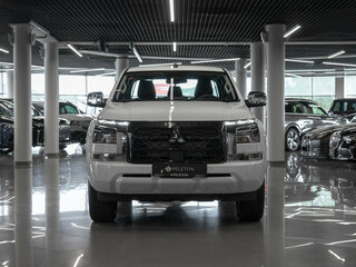 2025 Mitsubishi L200 VI, белый, 5450000 рублей, вид 3