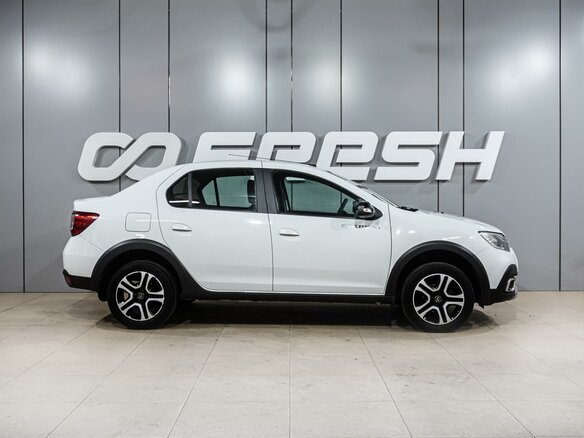 2022 Renault Logan Stepway II Рестайлинг, белый - вид 4