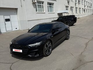2022 Audi A7 L 45 TFSI II (4K), чёрный, 5350000 рублей, вид 2