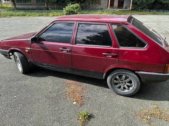 1996 Lada (ВАЗ) 2109, пурпурный, 120000 рублей - вид 6