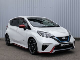 2017 Nissan Note Nismo e-Power II Рестайлинг, белый, 1520000 рублей, вид 1