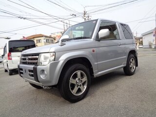 2012 Mitsubishi Pajero Mini II, серебристый, 540000 рублей, вид 1