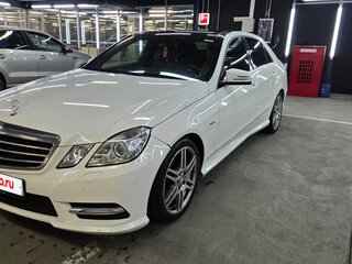 2012 Mercedes-Benz E-Класс 200 7G-Tronic IV (W212, S212, C207), белый, 1350000 рублей, вид 2