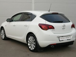 2011 Opel Astra J, белый, 540000 рублей, вид 5