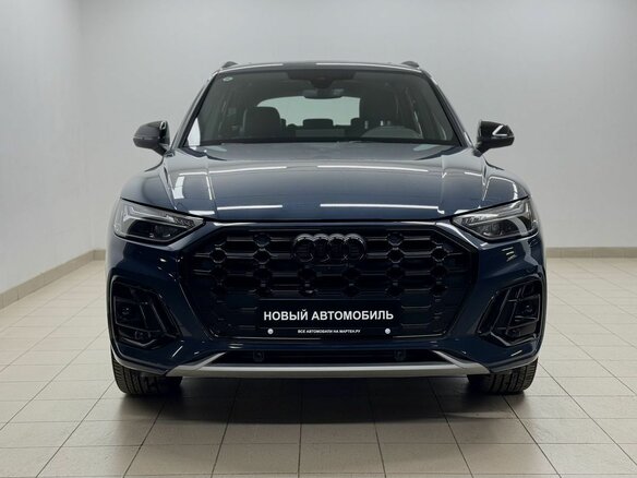 2025 Audi Q5 L 45 TFSI II (FY) Рестайлинг, синий, 5950000 рублей - вид 1