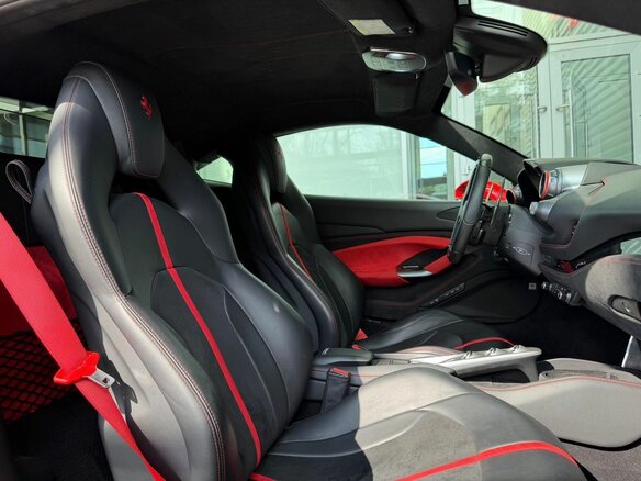 2021 Ferrari F8 Tributo, красный, 25500000 рублей - вид 26