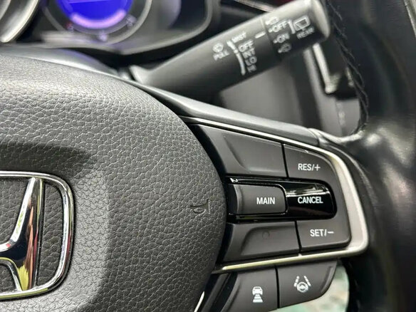 2020 Honda Fit III Рестайлинг, белый, 950100 рублей - вид 16
